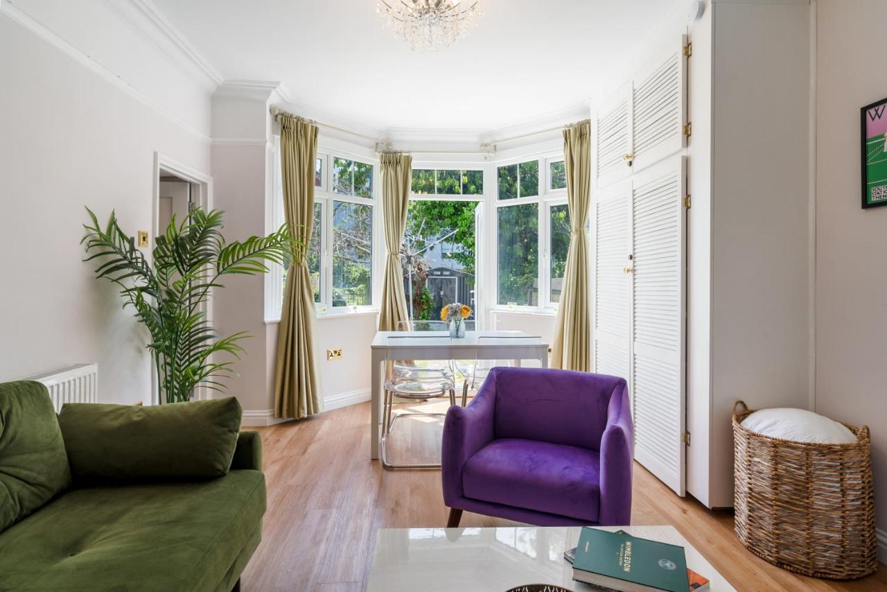 Lovely Garden Apartment In Wimbledon Town Centre With Private Parking By Wimbledon Holiday Lets London Exterior foto