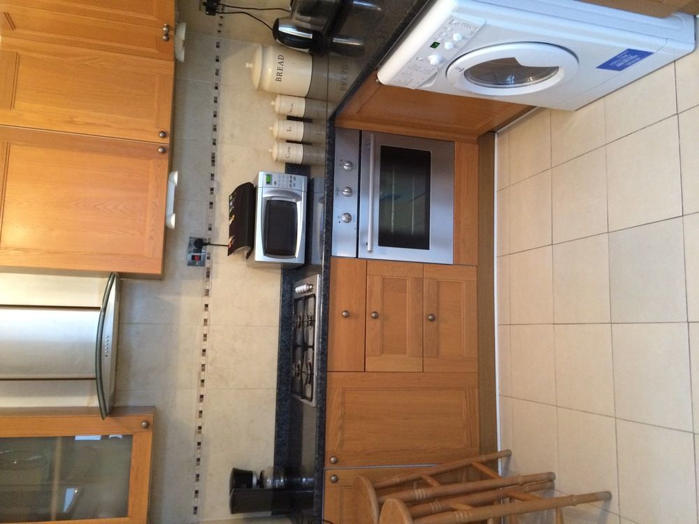 Lovely Garden Apartment In Wimbledon Town Centre With Private Parking By Wimbledon Holiday Lets London Exterior foto